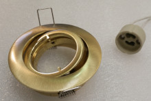 Einbaukipper m. Bajonettring GU10 messing gebürst.